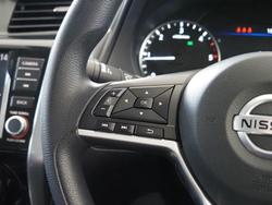 2021 Nissan Navara SL