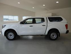 2021 Nissan Navara SL