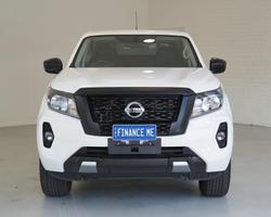 2021 Nissan Navara SL