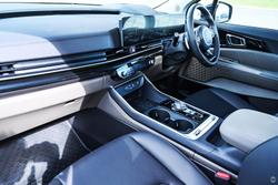 2025 Kia Carnival GT-Line HEV