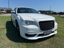 2017 Chrysler 300 SRT Core