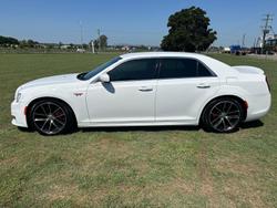 2017 Chrysler 300 SRT Core