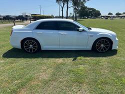 2017 Chrysler 300 SRT Core