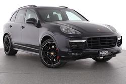 2017 Porsche Cayenne GTS