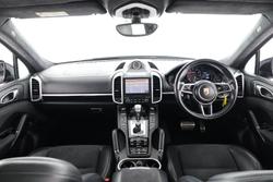 2017 Porsche Cayenne GTS