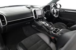 2017 Porsche Cayenne GTS