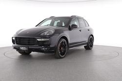 2017 Porsche Cayenne GTS