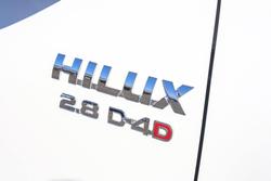 2023 Toyota Hilux SR