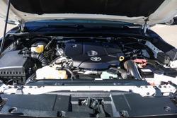 2023 Toyota Hilux SR