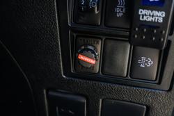 2023 Toyota Hilux SR