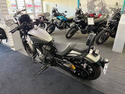 2018 Yamaha Bolt R-Spec (XVS950CUSP) Bolt Silver