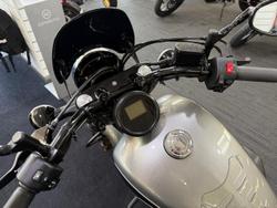 2018 Yamaha Bolt R-Spec (XVS950CUSP) Bolt Silver