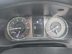 2022 Toyota Hilux SR