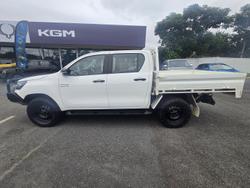 2022 Toyota Hilux SR