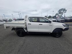 2022 Toyota Hilux SR