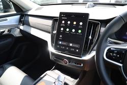 2025 Volvo XC90 Ultra T8 Plug-In Hybrid Dark