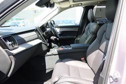 2025 Volvo XC90 Ultra T8 Plug-In Hybrid Dark