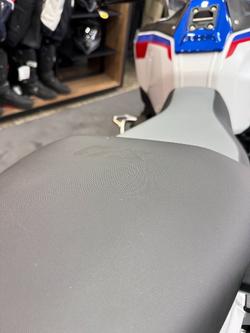 2025 BMW Motorrad R 1300 GS ADVENTURE TROPHY Racing Blue Metallic. (17-08)