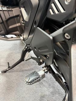 2025 BMW Motorrad R 1300 GS ADVENTURE TROPHY Racing Blue Metallic. (17-08)