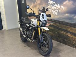 2025 Triumph Scrambler 400 XC Scrambler White