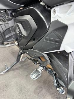 2024 BMW Motorrad R 1300 GS TROPHY RACINGBLUE METALLIC