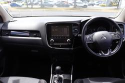 2020 Mitsubishi Outlander ES