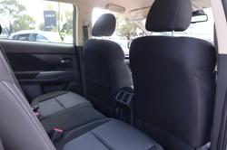 2020 Mitsubishi Outlander ES