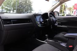 2020 Mitsubishi Outlander ES