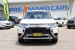 2020 Mitsubishi Outlander ES