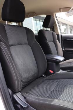 2020 Mitsubishi Outlander ES