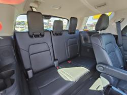 2024 Nissan Pathfinder Ti-L