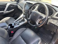 2016 MITSUBISHI PAJERO 2016 MITSUBISHI PAJERO GLX LWB (4x4) 5 SP AUTO SPORTS MODE 4D WAGON DT4 DIESEL