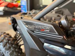 2024 Can-Am Maverick X3 X DS Turbo RR Maverick Black