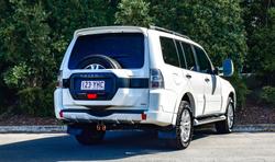 2017 Mitsubishi Pajero GLX