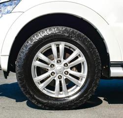 2017 Mitsubishi Pajero GLX