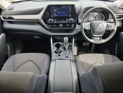 2022 Toyota Kluger GX