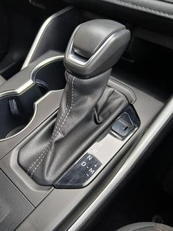 2022 Toyota Kluger GX