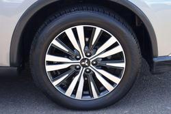 2018 Mitsubishi Outlander ES