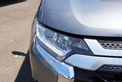 2018 Mitsubishi Outlander ES