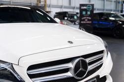 2018 Mercedes-Benz C-Class C300 W205 Polar White