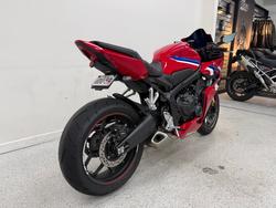 2025 Honda CBR650R Red