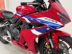 2025 Honda CBR650R Red