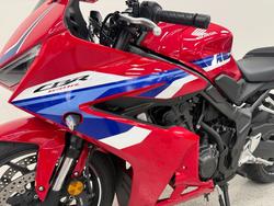 2025 Honda CBR650R Red