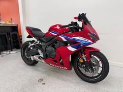 2025 Honda CBR650R Red