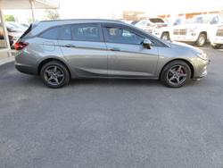 2017 Holden Astra LS+