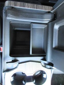 2023 Toyota Landcruiser VX