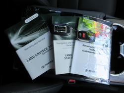 2023 Toyota Landcruiser VX