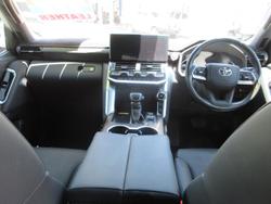2023 Toyota Landcruiser VX
