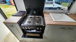 2026 New Age Caravans Manta Ray Expedition 18' My26