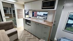 2026 New Age Caravans Manta Ray Expedition 18' My26